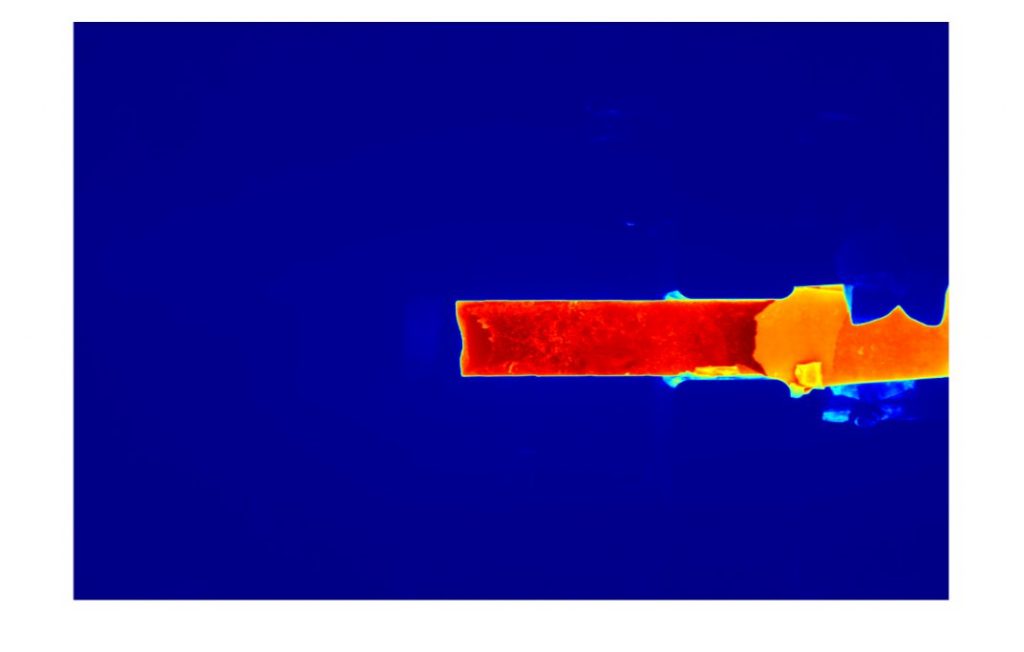 Bild 1 I Reihenfolge der Rechenschritte zur Generierung eines Bildes für die Kantenerkennung: a) Aufnahme eines Thermogramms; b) Umwandlung in RGB-Format, c) Morphologisches Schließen mittels strukturierendem Element und d) Kantenerkennung mit Sobel-Filte