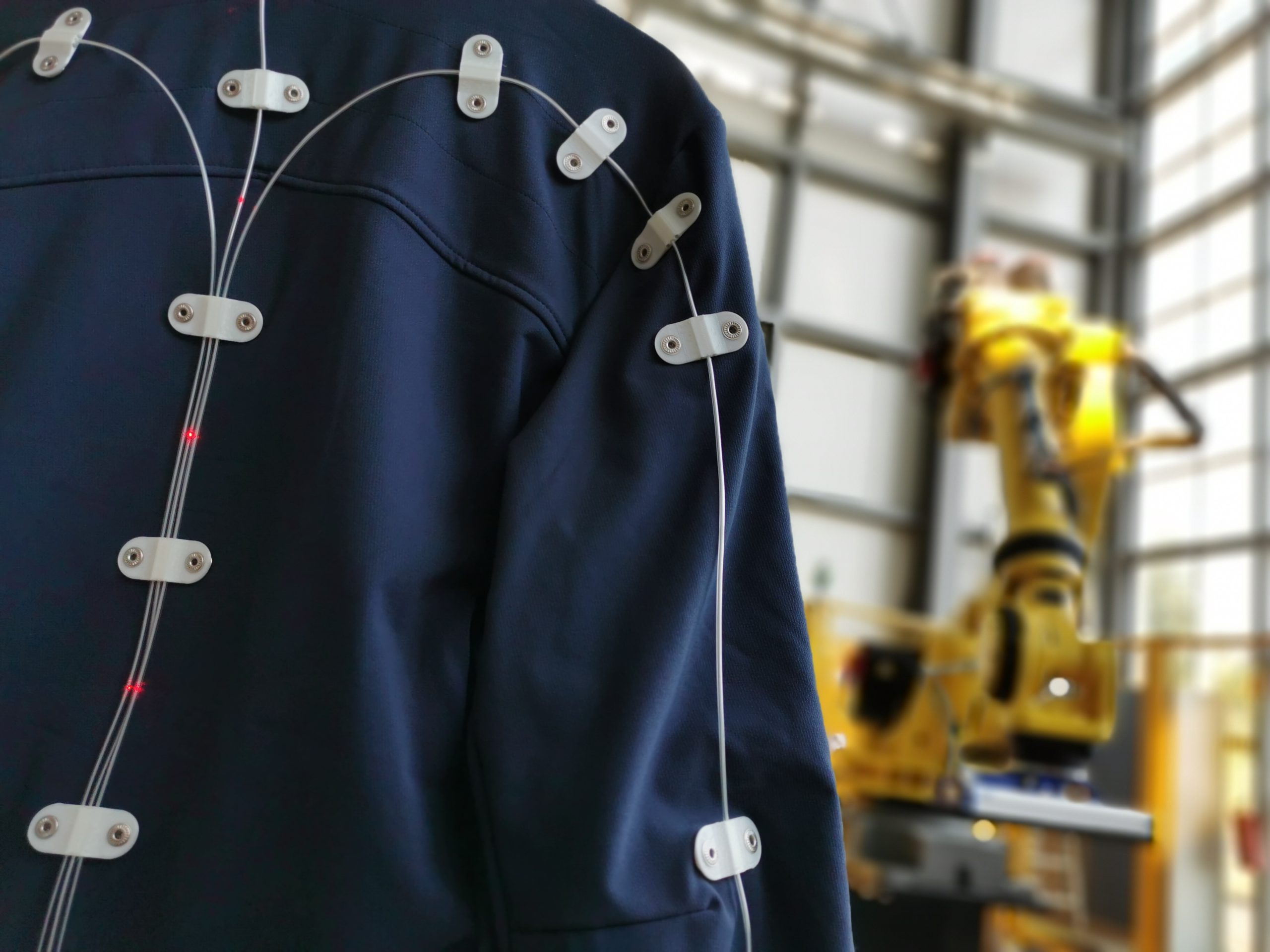 MRK-Sensoren in der Arbeitskleidung