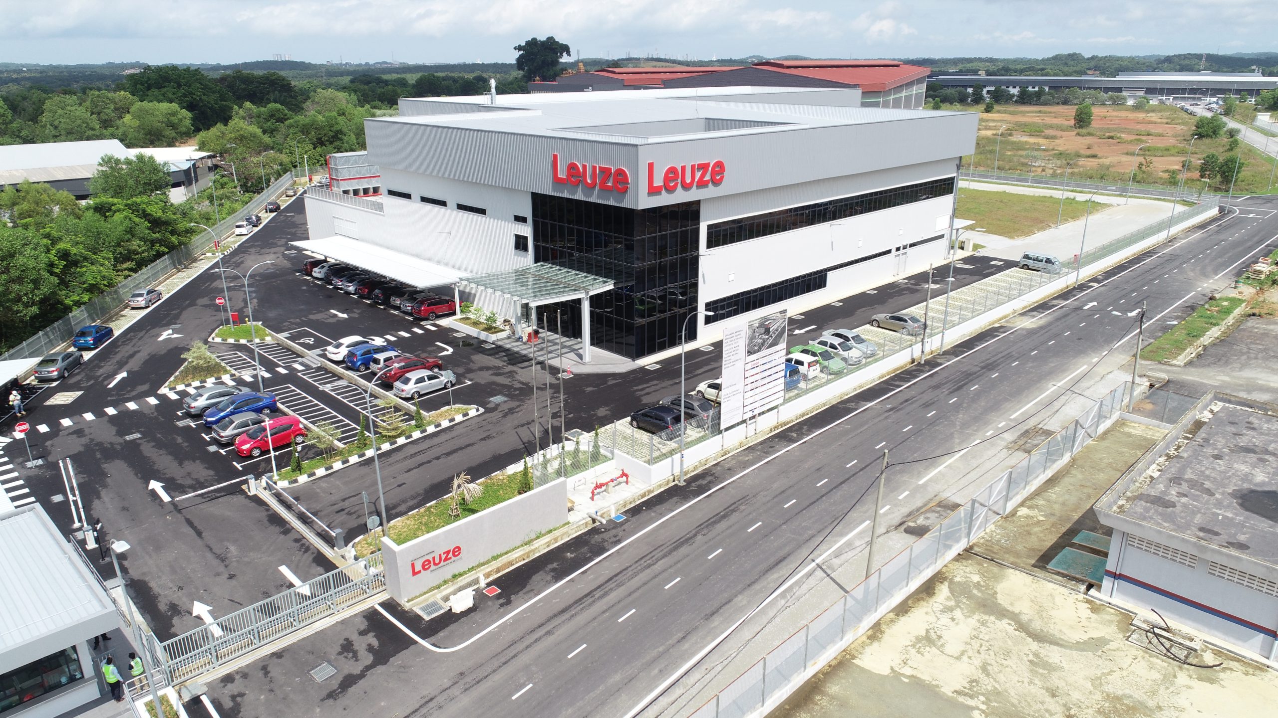 Leuze-Werk in Malaysia geht in Betrieb
