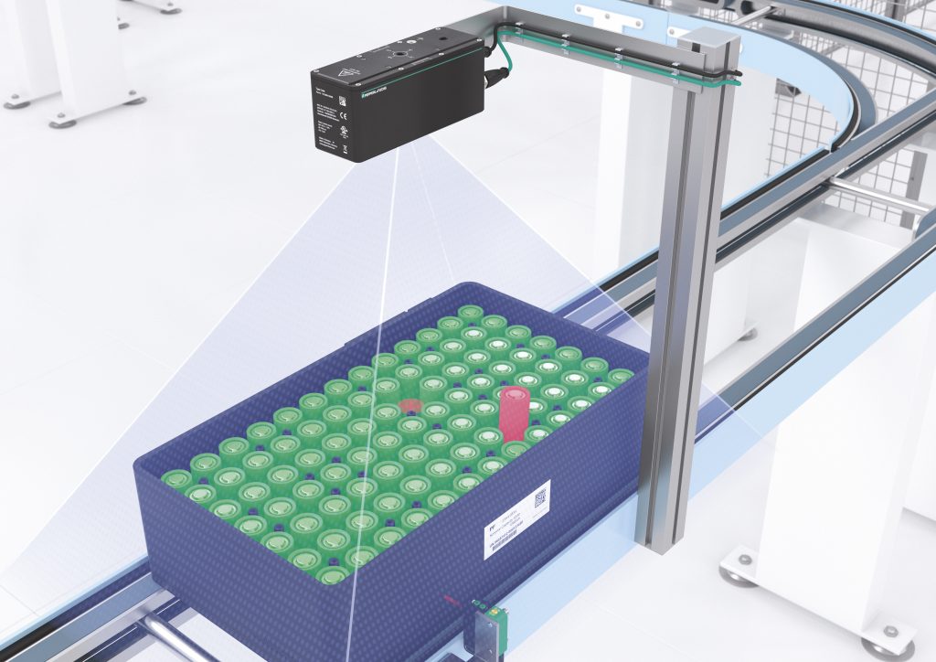  Der SmartRunner 3D prüft, ob alle Zellen des Batteriepacks gerade ausgerichtet und ohne Überstand angeordnet sind.