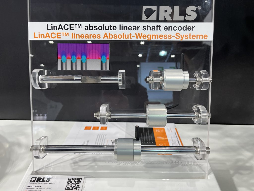 LinAce von rls ist ein absolutes zylindrisches Wegmesssystem, das genaue Messungen mit hoher Auflösung und Wiederholbarkeit ermöglicht.